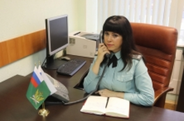 16 граждан обратилось к судебным приставам Псковской области во время «горячей линии» - 2019-10-14 18:02:00 - 1