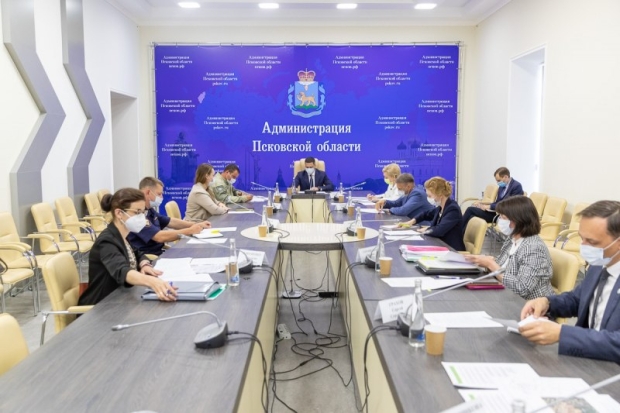 Михаил Ведерников рассмотрел актуальные вопросы возведения областной инфекционной больницы - 2020-07-24 14:32:00 - 1