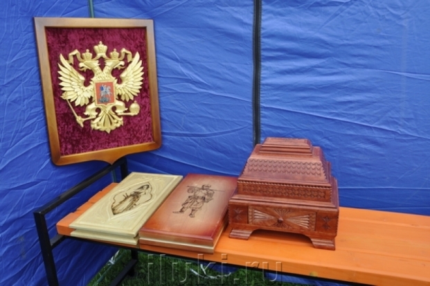 В Великих Луках сотрудники ИК-5 приняли участие в осенней сельскохозяйственной ярмарке - 2018-09-13 07:21:00 - 1