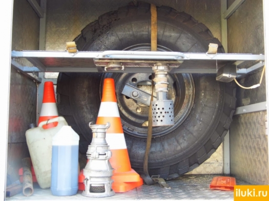 На автодороге Порхов - Успенье опрокинулся автомобиль - 2019-08-14 23:08:00 - 1