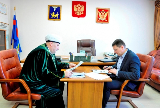 УФСИН России по Псковской области и Духовное управление мусульман Санкт-Петербурга и Северо-Западного региона России подписали соглашение о сотрудничестве - 2020-02-07 20:56:00 - 1