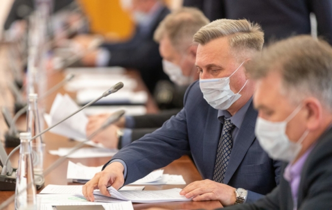 Михаил Ведерников о борьбе с распространением COVID-19: Если мы будем допускать ошибки, то количество заболевших может пойти на сотни - 2020-03-30 10:58:00 - 1