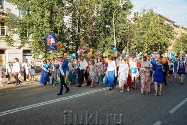 В Великих Луках состоялся праздник выпускников «Бригантина» - 2016-06-24 23:46:00 - 1