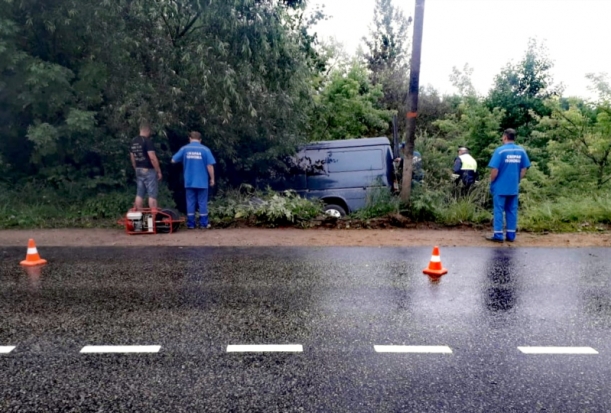Из-за заснувшего за рулем водителя в Невельском районе в ДТП пострадали 7 граждан Украины (ФОТО) - 2019-06-27 16:53:00 - 1