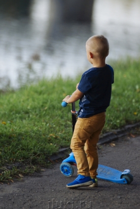 ВИДЕО: давно открытый люк в центре города - 2019-08-26 16:34:00 - 1