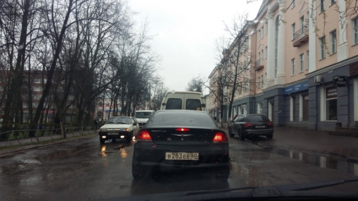 Великие Луки погрязли в пробках (ФОТО) - 2016-04-28 13:22:00 - 1