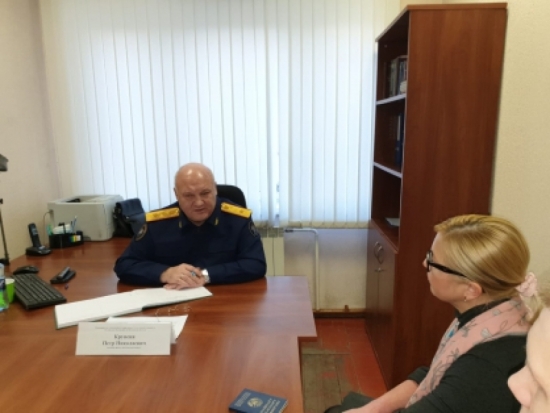 В Опочке руководитель Следственного комитета Псковской области Петр Крупеня провел прием граждан - 2020-01-23 07:08:00 - 1