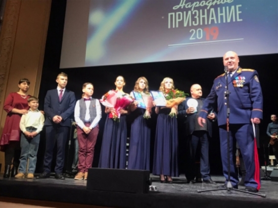 Руководитель Следственного Комитета Псковской области вручил двум школьникам премию «Народное признание» за спасение утопающих - 2020-01-31 06:46:00 - 1