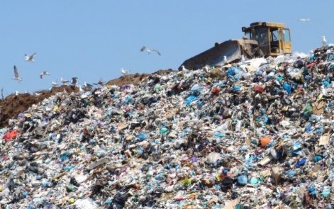 Видеофакт: не плюй в колодец, пригодится воды напиться - 2016-06-06 11:06:00 - 1