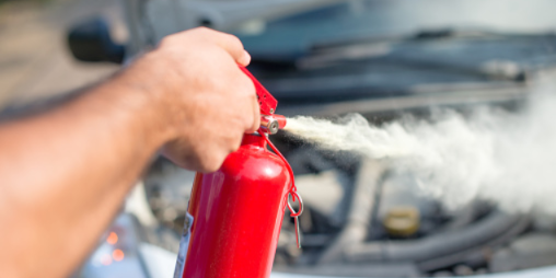 Разгерметизация топливной системы автомобиля стала причиной пожара в Пскове - 2020-12-11 12:06:00 - 1