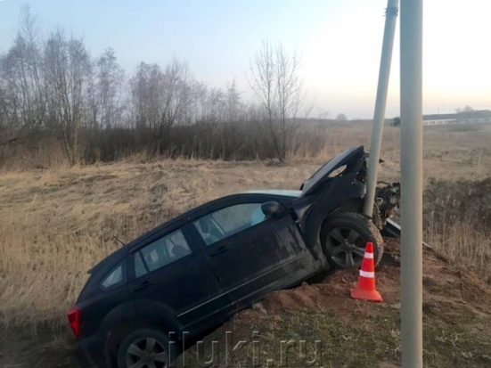 За тяжкий вред здоровью, причинённый своей сожительнице в результате жёсткого ДТП под Великими Луками, москвич отправился под суд (ФОТО) - 2019-09-30 12:14:00 - 1