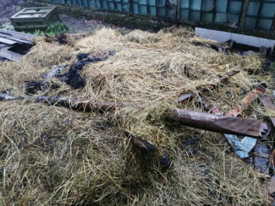 ФОТО: в Великих Луках произошел пожар в жилом доме - 2019-12-17 18:02:00 - 1