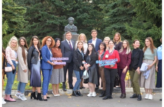 Международное молодежное сообщество заинтересовано в развитии народной дипломатии - 2020-10-10 19:00:00 - 1