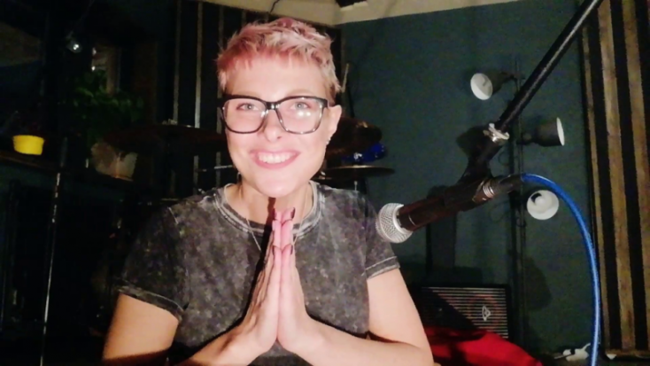 Лиза Степанова обратилась к великолучанам - 2020-04-03 12:23:00 - 1