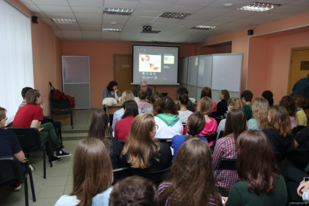 В Пскове волонтёры молодёжной Ганзы прошли инструктаж по оказанию первой медицинской помощи - 2019-05-30 14:06:00 - 1