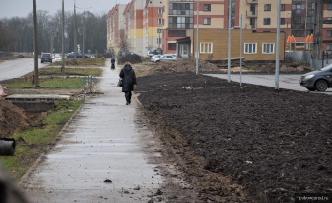 В Пскове подъезды к женской консультации отремонтируют при строительстве улицы - 2020-02-11 21:18:00 - 1