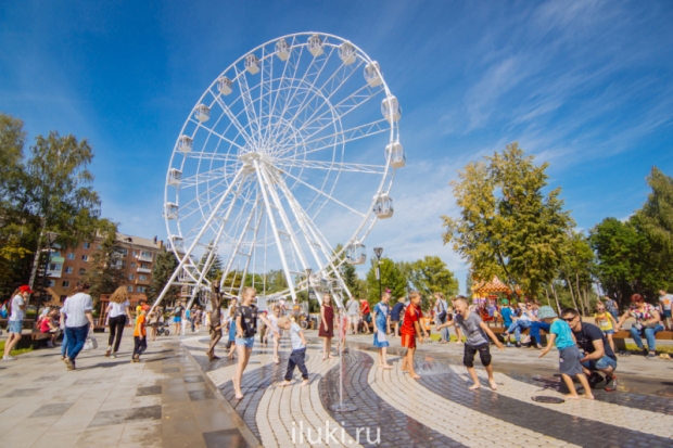 ФОТОРЕПОРТАЖ: День города в обновленном парке культуры и отыдаха в Великих Луках - 2020-08-23 10:47:00 - 1