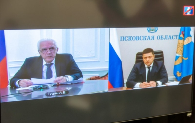 На совещании полпреда Александра Гуцана обсудили организацию весенней призывной кампании - 2020-04-16 13:58:00 - 1