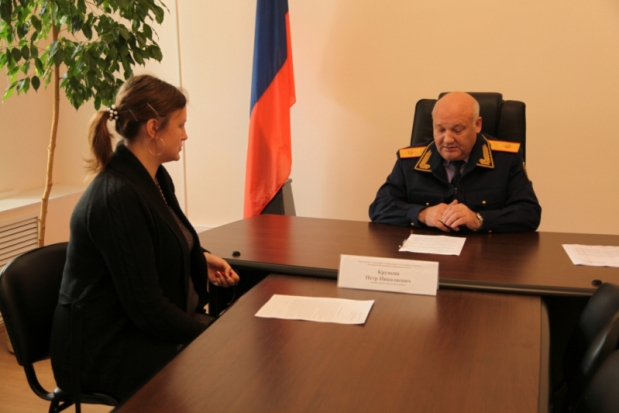 Руководитель управления СК РФ по Псковской области провел прием граждан - 2019-08-14 07:51:00 - 1