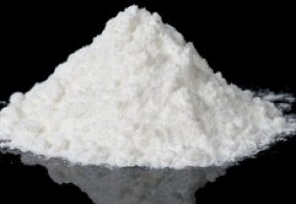 Около великолукских торговых центров можно купить много чего незаконного - 2016-11-08 09:12:00 - 1