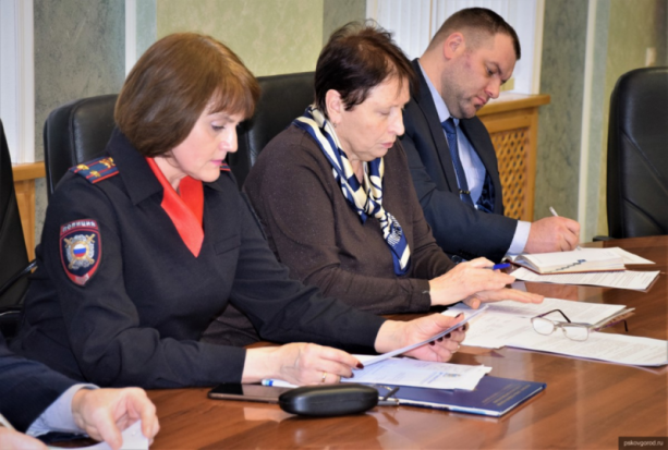 Итоги работы антинаркотической комиссии за 2019 год подвели в Администрации Пскова - 2019-12-25 07:29:00 - 1
