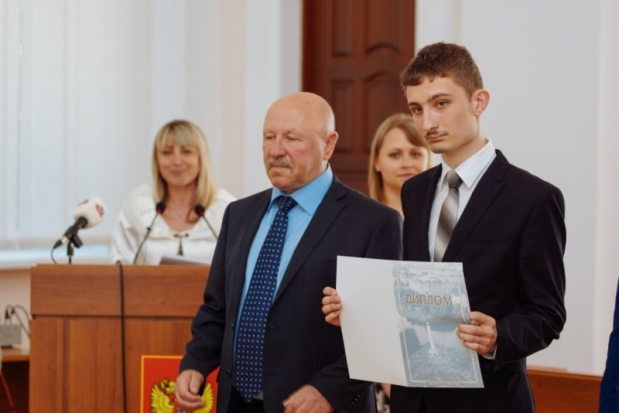 Вручение награды «Золотые паруса» состоялось в Великих Луках (ФОТО) - 2016-06-01 17:20:00 - 1