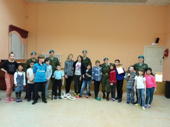 Воспитанники военного клуба «Маргелов» провели военно-спортивную эстафету для детей, оставшихся без попечения родителей - 2019-12-17 17:02:00 - 1