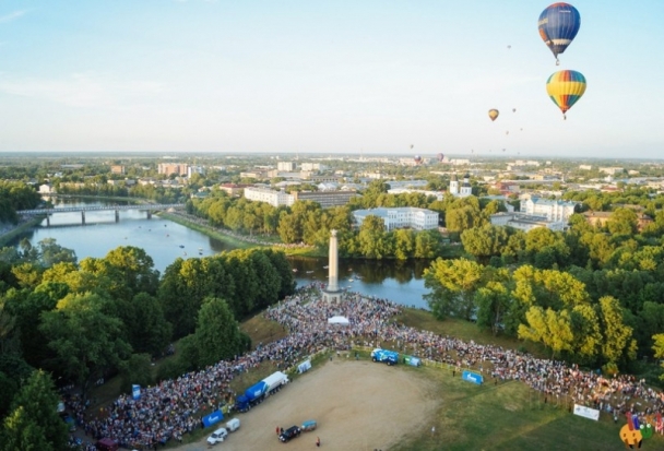 В.Г. Ковалев и В.В. Орлов удостоены звания Почетных граждан города Великие Луки - 2016-08-10 13:18:00 - 1