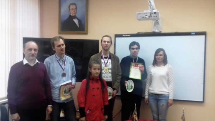 Великолучанин Валентин Власов завоевал третье место на Чемпионате Псковской области по блицу - 2018-10-29 21:42:00 - 1