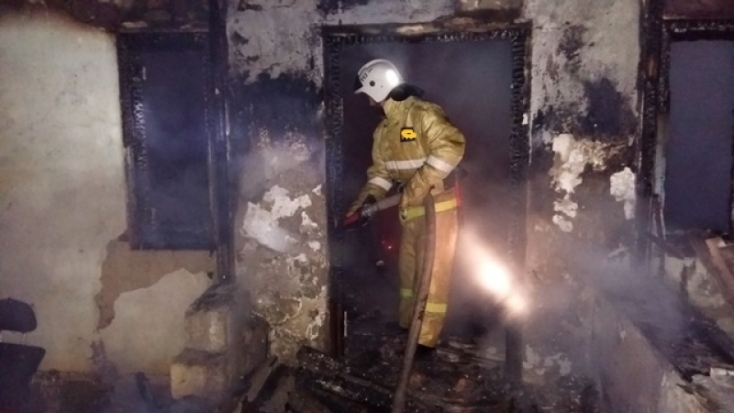 Бесхозное строение загорелось в Опочецком районе - 2020-01-14 08:34:00 - 1