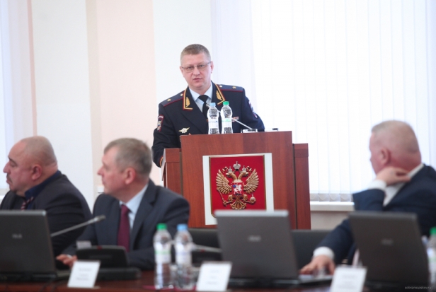 УМВД России по Псковской области находится на 2 месте в России по раскрываемости тяжких и особо тяжких преступлений - 2020-03-29 12:13:00 - 1