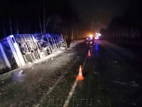 После ДТП с 16 пострадавшими в Псковской области начата проверка оказания услуг по перевозке - 2019-12-30 08:58:00 - 1