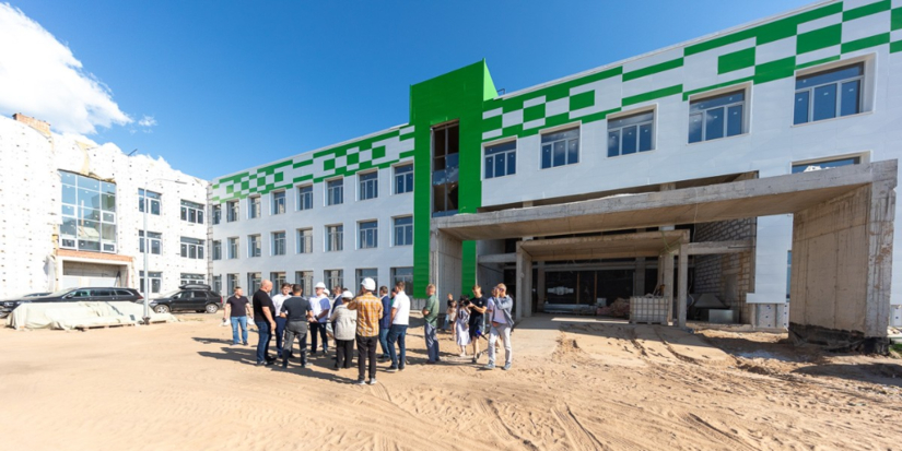 Глава региона оценил ход строительства новой школы в Пскове - 2024-07-26 09:05:00 - 1