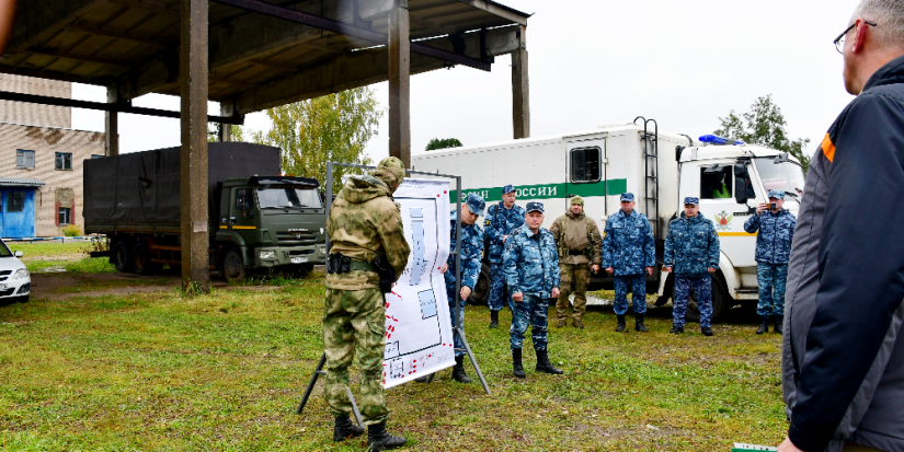 В ИК-4 в Середке прошли учения по освобождению заложников - 2024-10-12 16:05:00 - 1