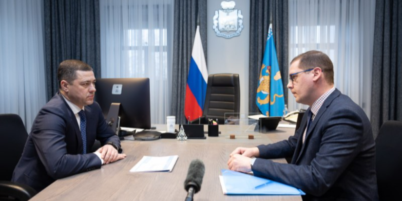 Михаил Ведерников и Андрей Михеев обсудили меры поддержки промышленности и МСП - 2025-01-21 13:05:00 - 1