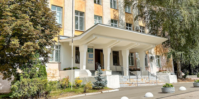День открытых дверей прошел в Великолукском медицинском колледже - 2025-04-15 15:05:00 - 1