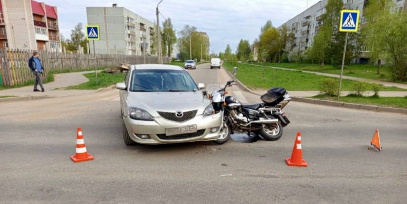 В аварии в Великих Луках пострадал мотоциклист - 2025-04-24 11:05:00 - 1