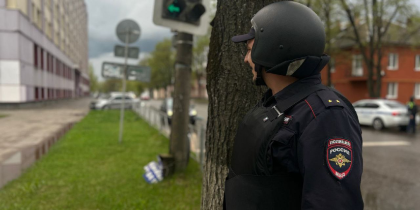 Антитеррористическая тренировка прошла в Великих Луках - 2025-04-25 12:05:00 - 1