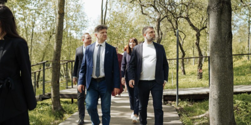 Псковичи ознакомилась с опытом Санкт-Петербурга по благоустройству территорий - 2025-05-26 09:05:00 - 1