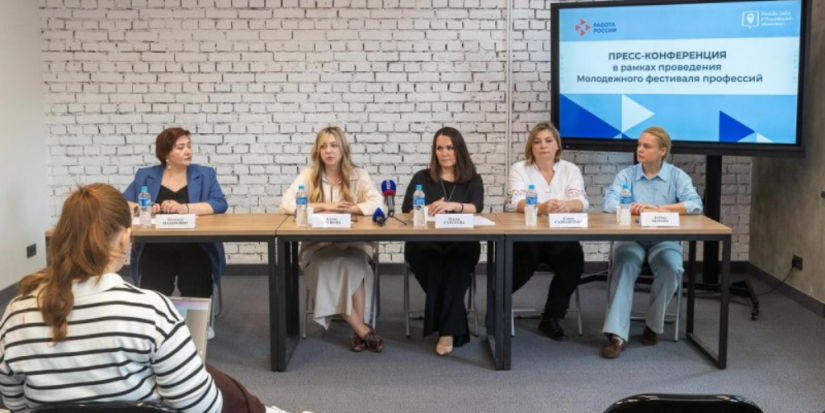 Около 800 подростков Псковской области планируют трудоустроиться на лето - 2025-05-30 08:35:00 - 1