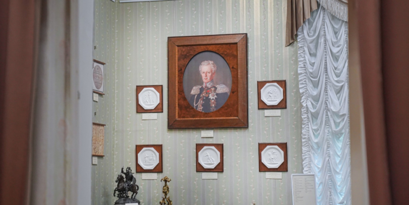 Портрет Федора Шуберта впервые представили в музее С.Ковалевской - 2025-05-30 14:35:00 - 1