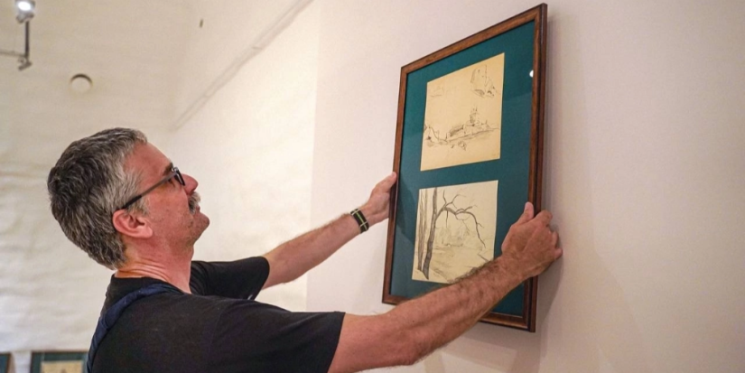 Псковский музей открывает новую выставку военной графики - 2025-07-21 10:05:00 - 1