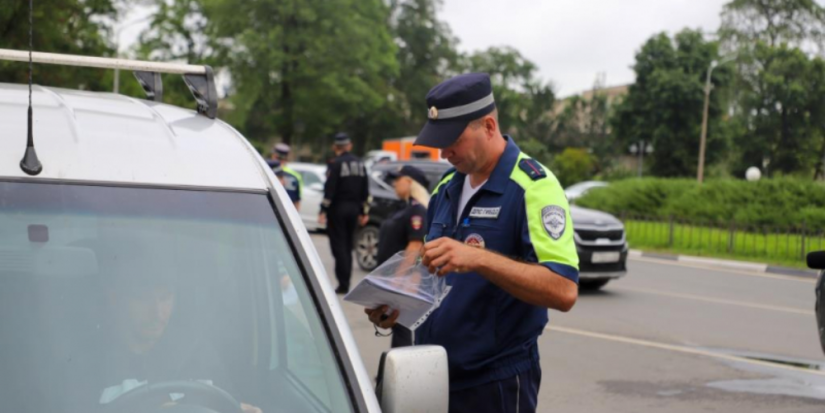 Соблюдение правил перевозки детей проверили в Пскове - 2025-08-07 08:35:00 - 1