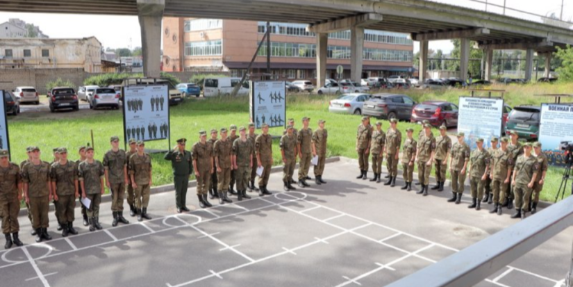 В ПсковГУ состоялся первый выпуск курсантов Военного учебного центра - 2025-08-11 11:05:00 - 1