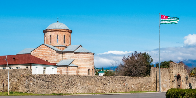 Совместные туристические маршруты обсудили представители Пскова и Сухума - 2025-08-13 16:35:00 - 1