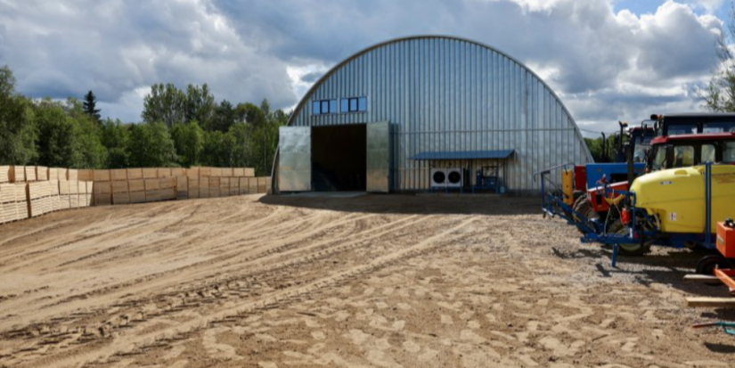 Современное фруктохранилище открывает себежский фермер - 2025-08-21 15:35:00 - 1