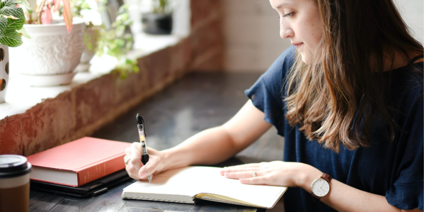 Минпросвещения не видит проблемы в снижении числа поступающих в вузы - 2025-09-08 19:35:00 - 1