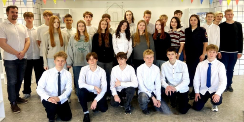 Псковские лицеисты пополнили ряды волонтеров - 2025-10-08 17:05:00 - 1