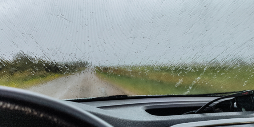 О каких правилах безопасности важно помнить в осеннюю непогоду - 2025-10-18 12:05:00 - 1