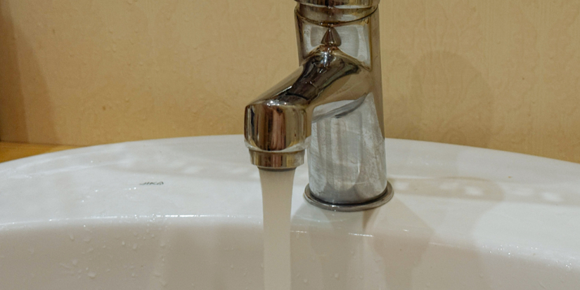 Жителям нескольких улиц Великих Лук временно прекратят подачу воды - 2025-10-22 17:35:00 - 1